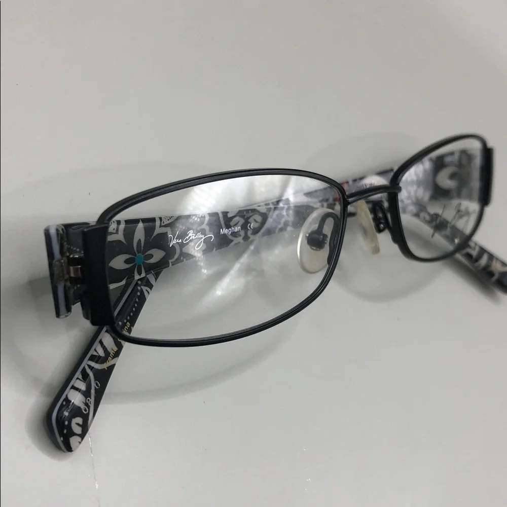 Vera Bradley Meghan Barcelona Elongated Rectangular Glasses 52-17-140 Black NEW
